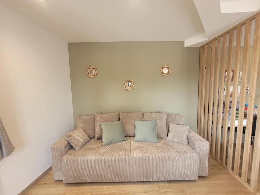 Appartement La Graviere Cluny Bagian luar foto